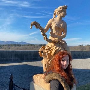 Meet your Posher, Áine